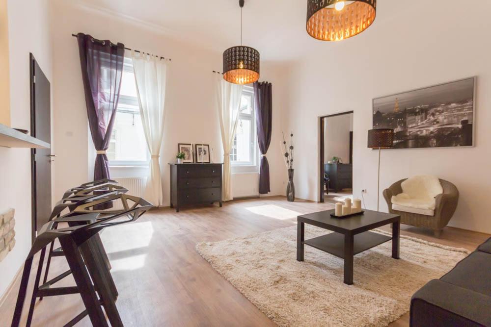 Luxury Apartment by Hi5-Városház Suite - Housity