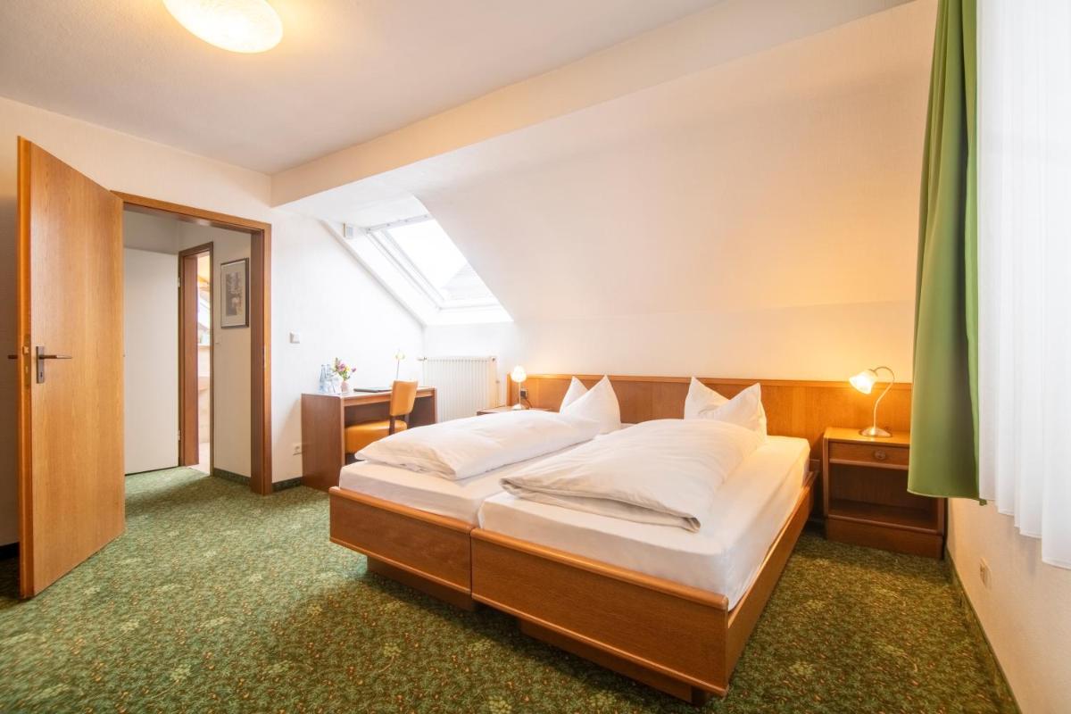 Hotel Zur Traube - Housity