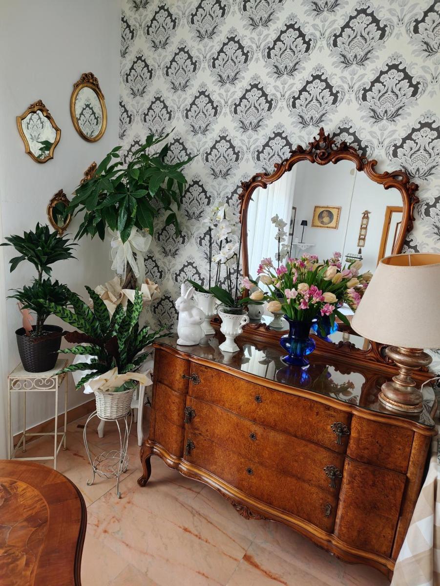 SALGE b&b RESIDENZA DI CHARME - Housity