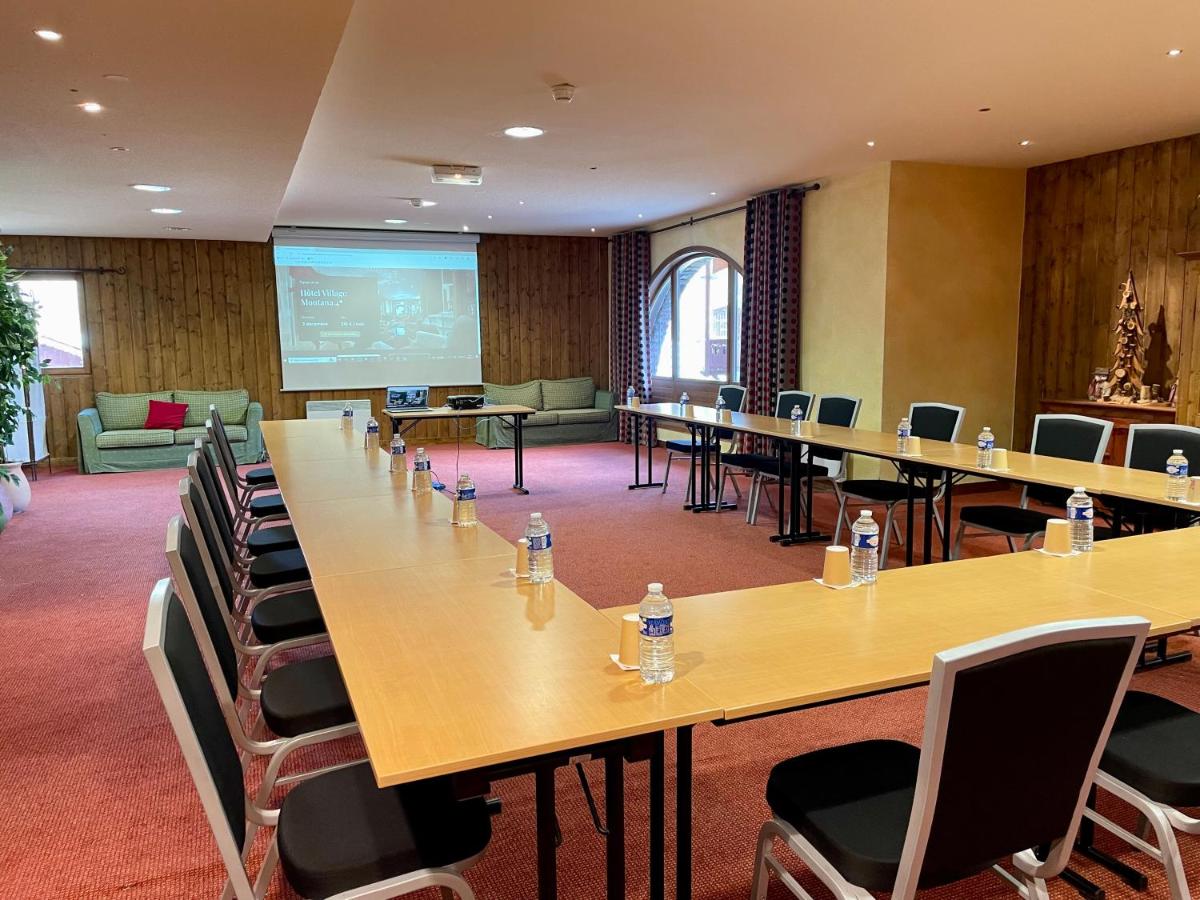 Espace de conférence ou salle de réunion dans l'établissement Hôtel Village Montana by Les Etincelles