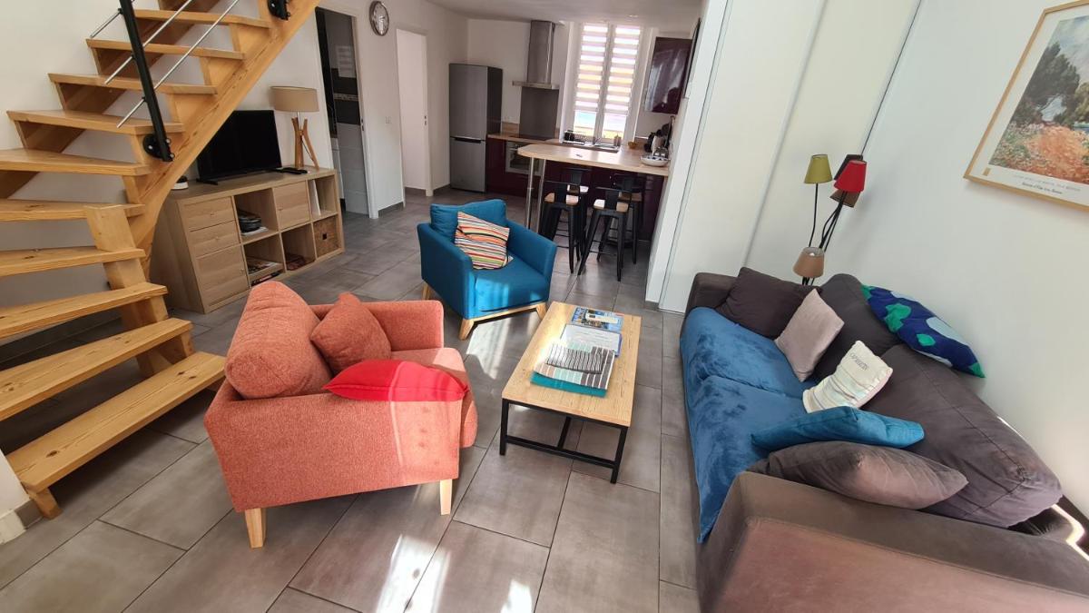 Villa LaDoRe, Apt 2 chambres dans maison, 55m2, 100m des plages, parking - Housity