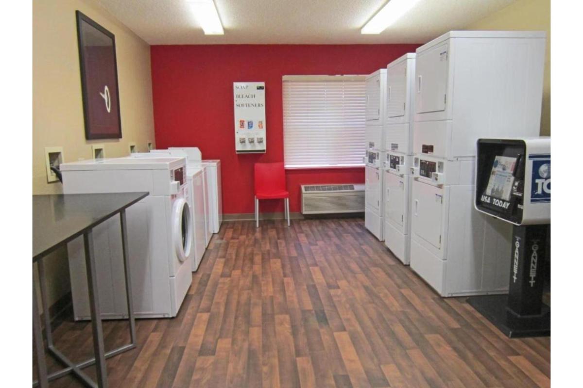 Studio 6 Extended Stay Rochester Greece NY - Housity