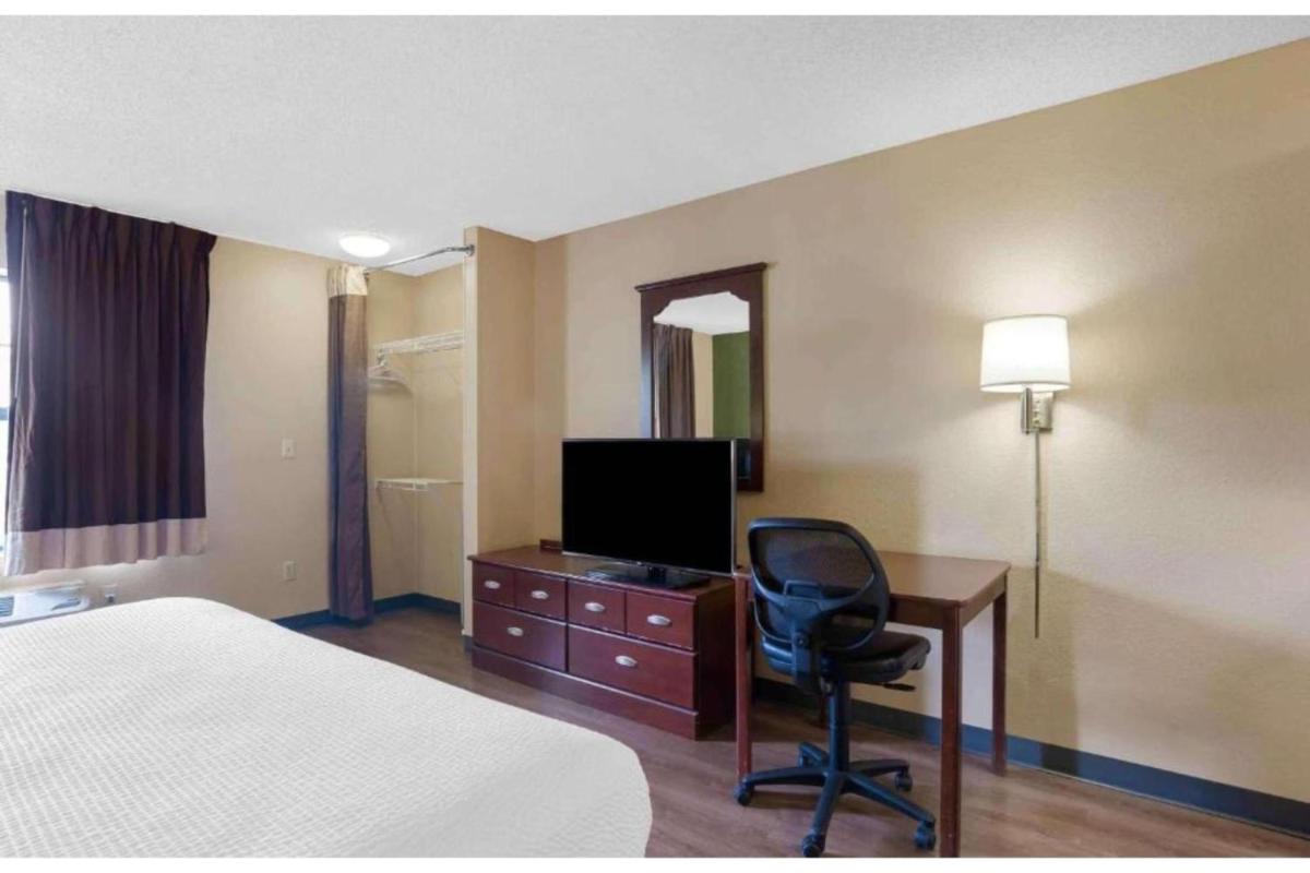 Studio 6 Extended Stay Rochester Greece NY - Housity