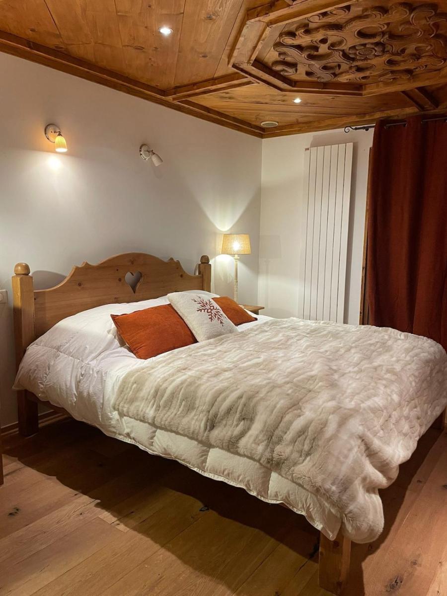 Chalet in Les Coches - Housity
