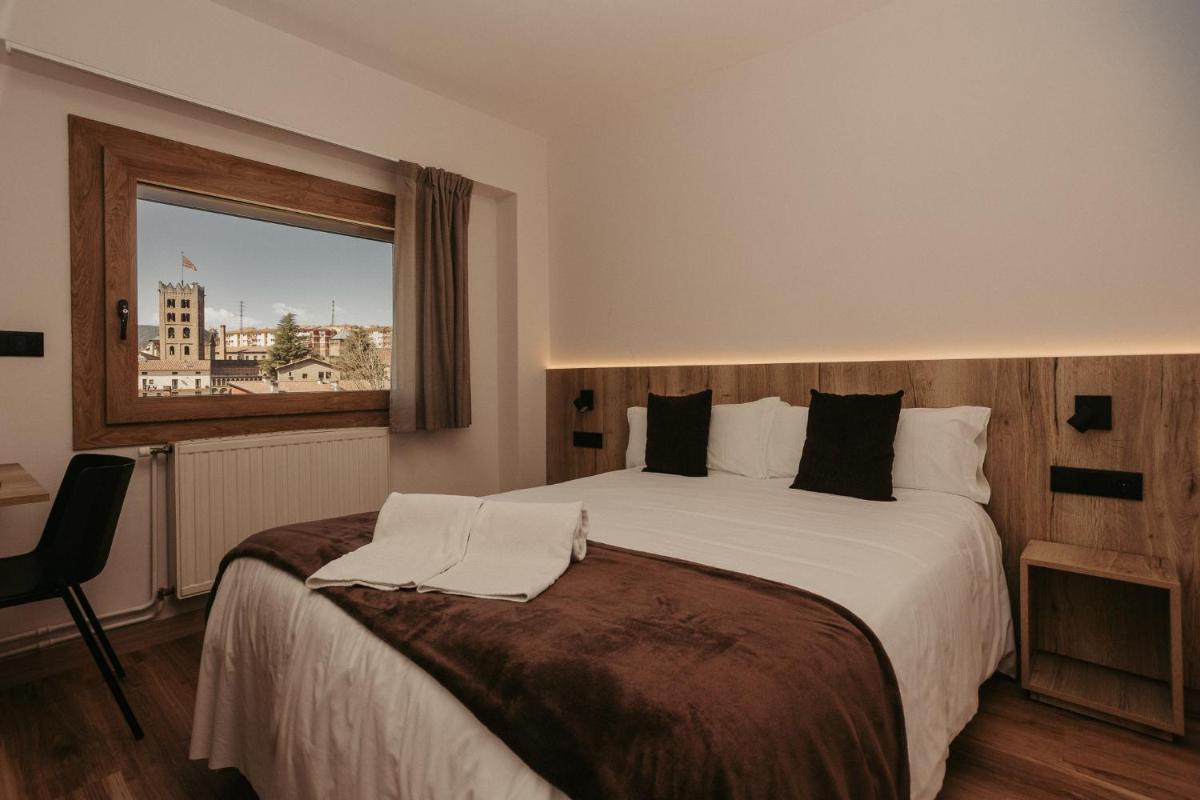 La Trobada Hotel Sport - Housity