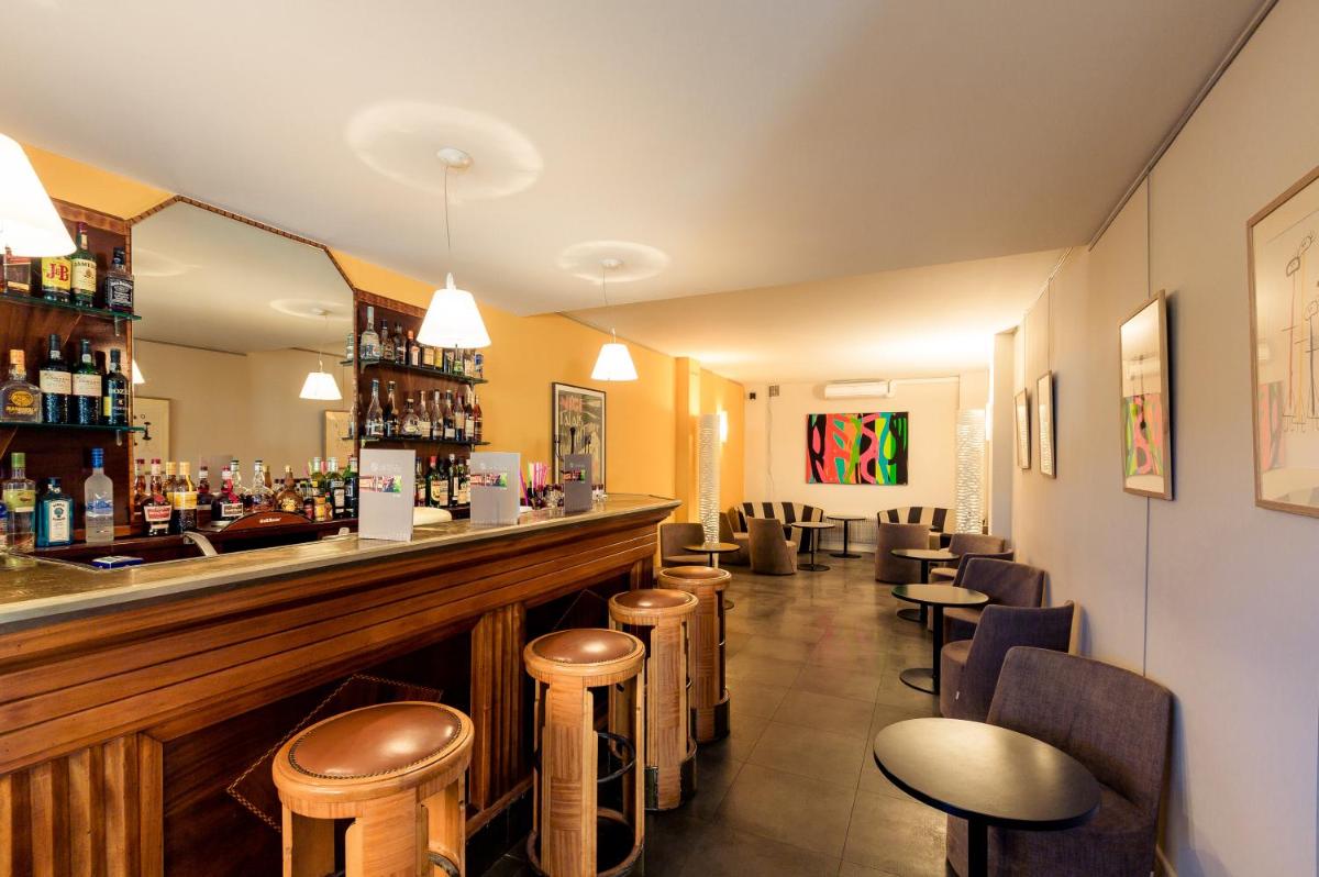 Hotel****Spa & Restaurant Cantemerle - Housity