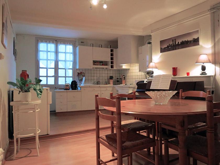Le Medieval - Housity