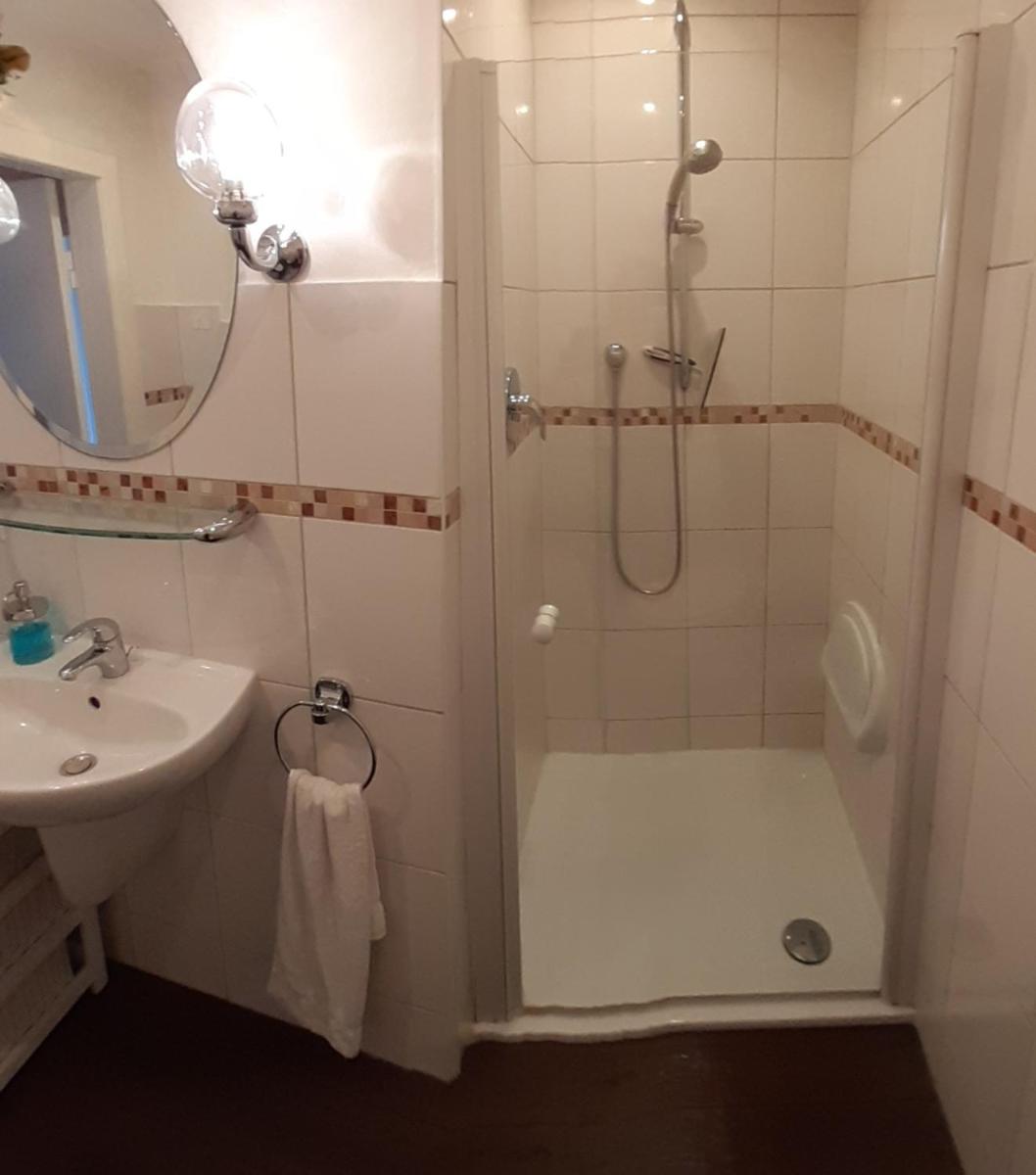 Exklusive Ferienwohnung Strohberg - Hizvo