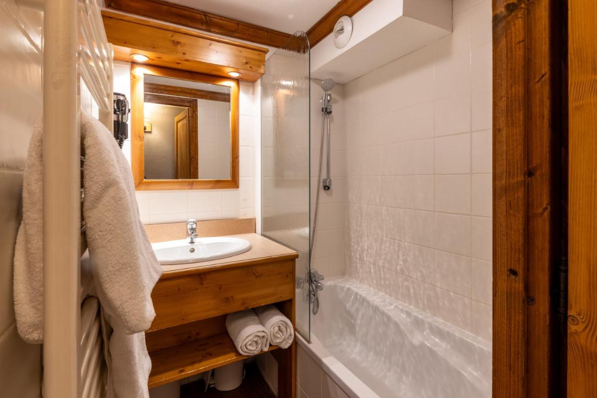 Salle de bains dans l'établissement Résidences Village Montana by Les Etincelles