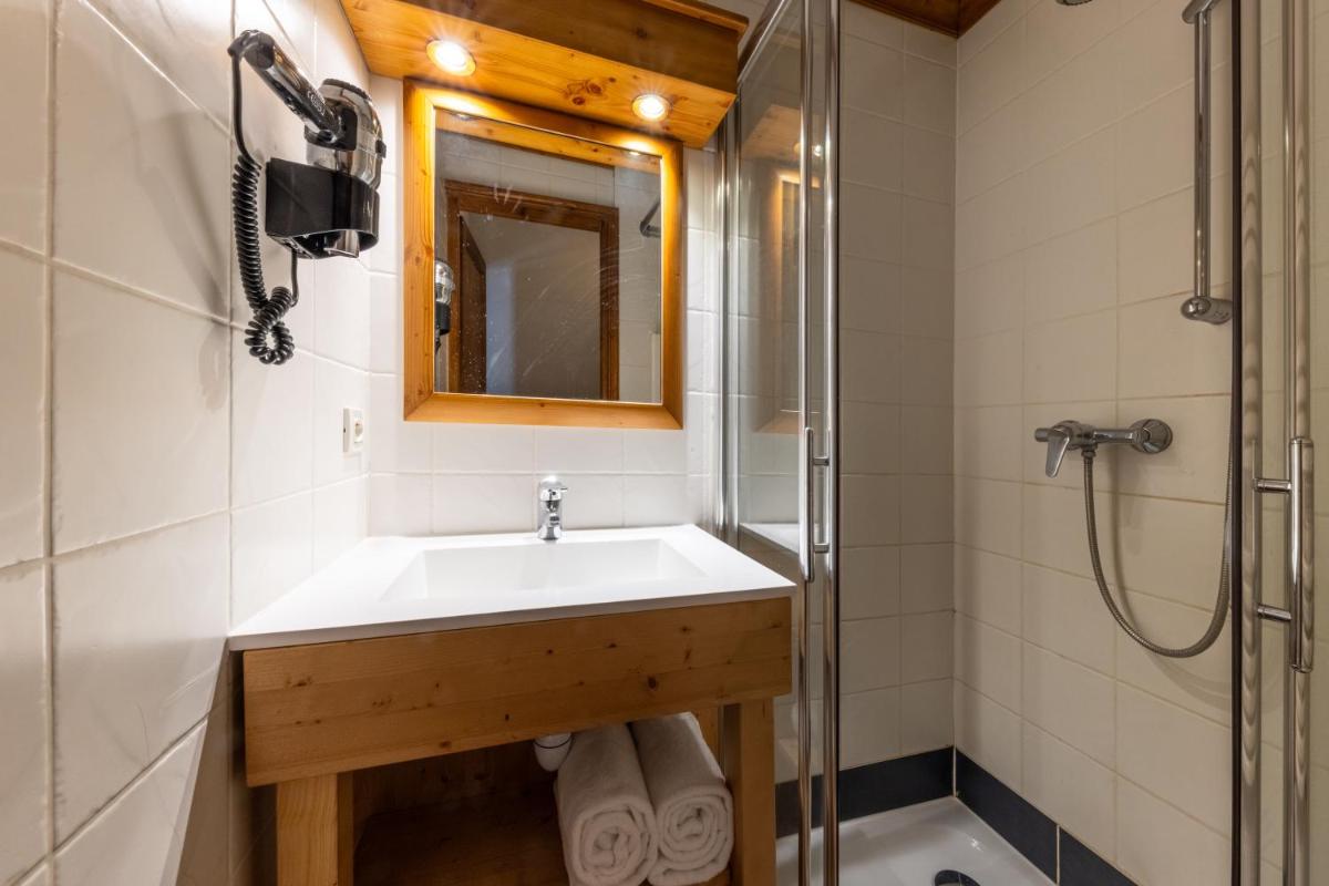 Salle de bains dans l'établissement Résidences Village Montana by Les Etincelles
