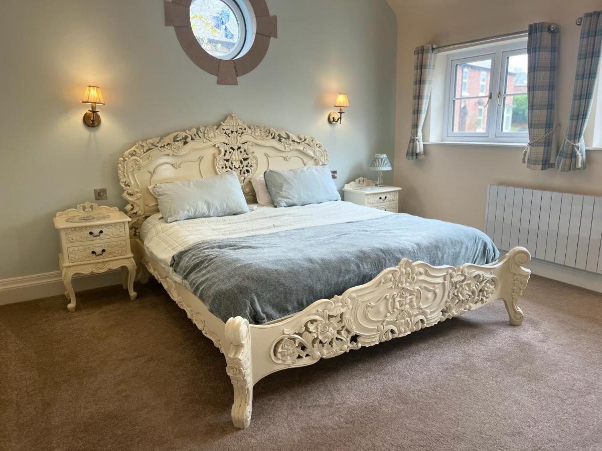 Repton Cottage in the Heart of the Village - Housity