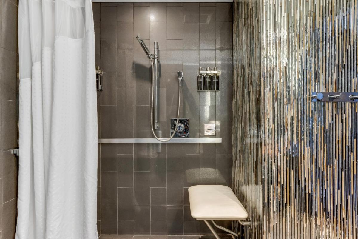 Revere Hotel Boston Common - Housity