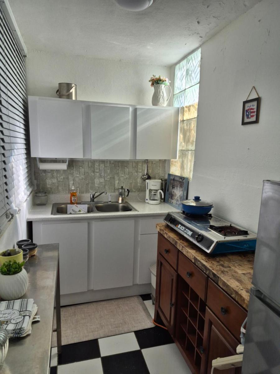 Levittown family getaway - Housity