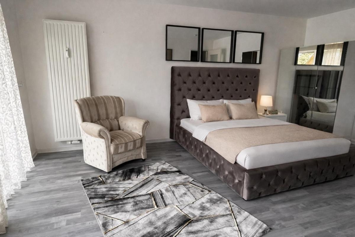 StayHome Apartment Bei Hamburg - Housity