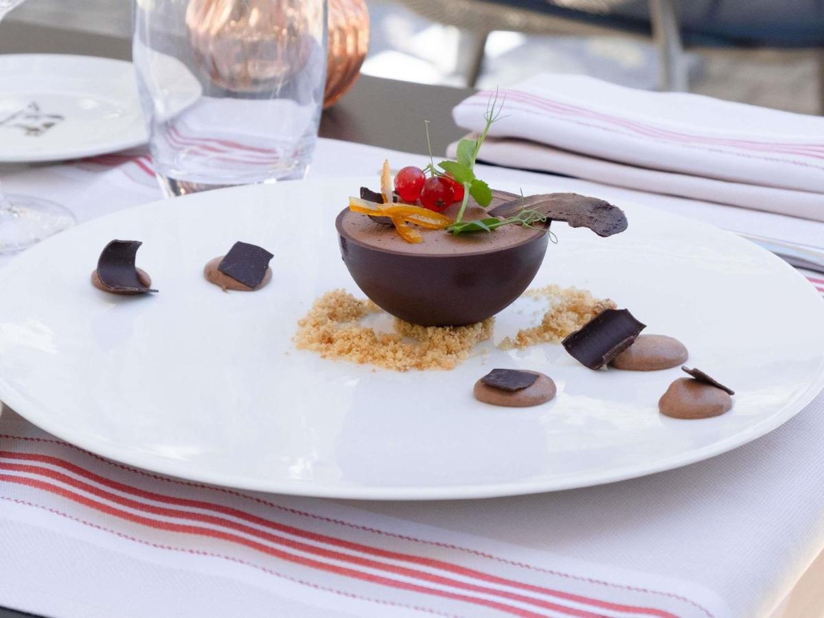 Nourriture dans l'hôtel ou à proximité