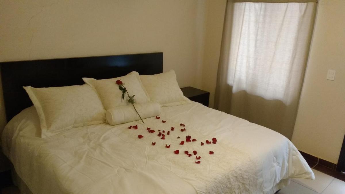 Hotel Peña Real - Housity