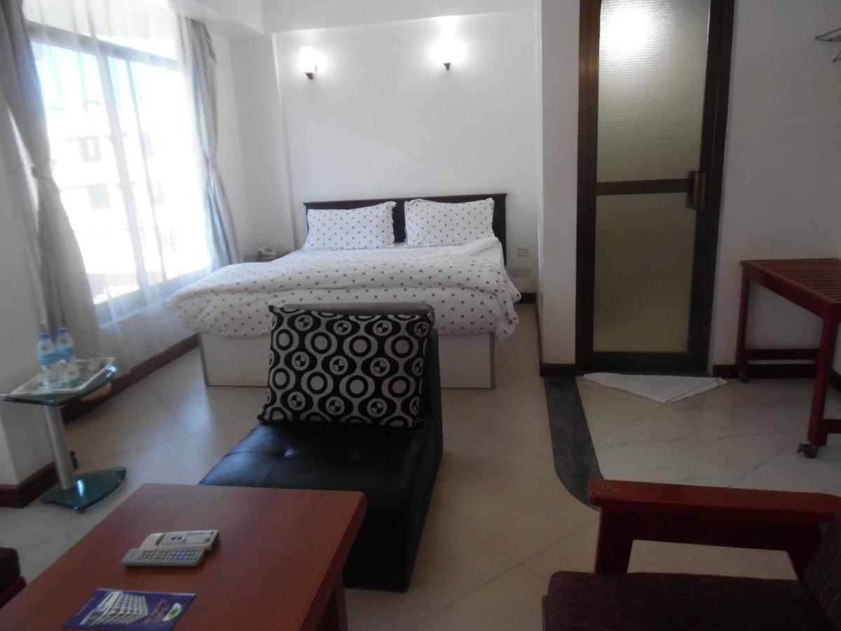 Florida Executive Inn - Housity