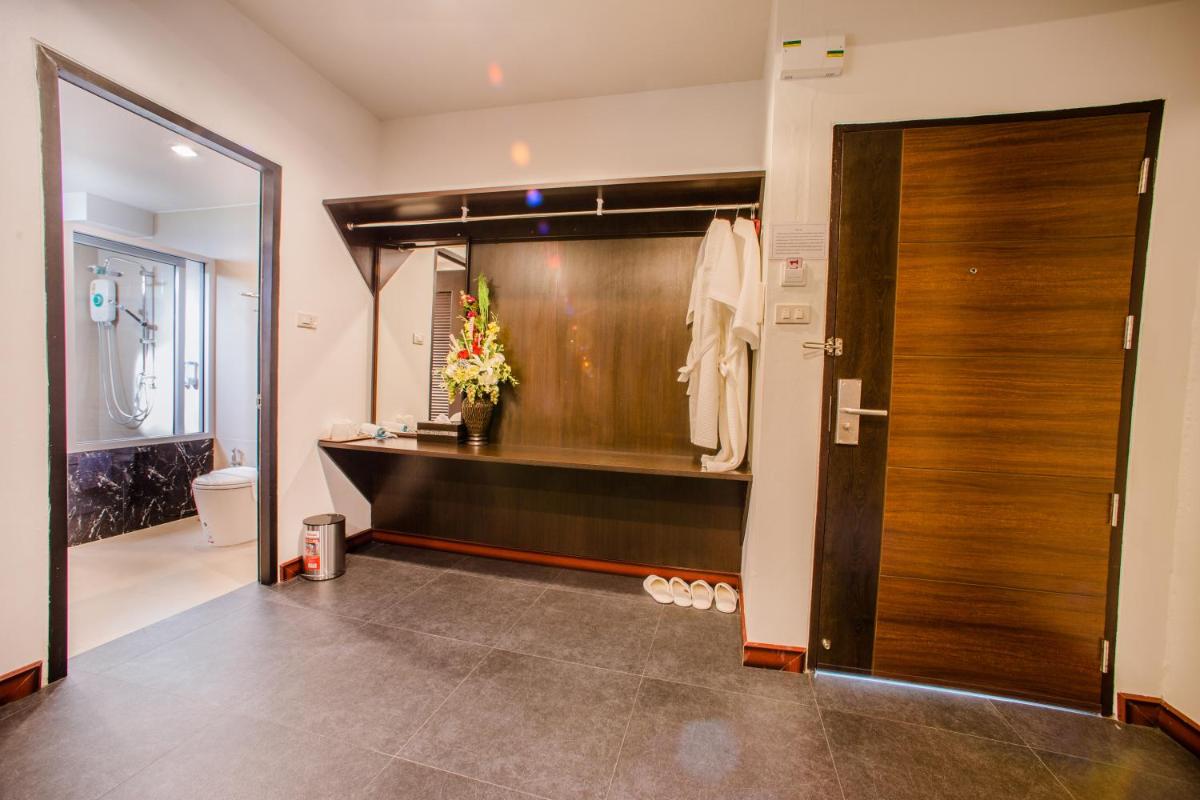 D11 Hotel - Housity