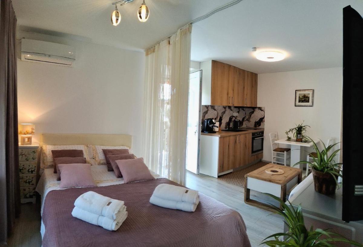 Apartman Sana - Housity