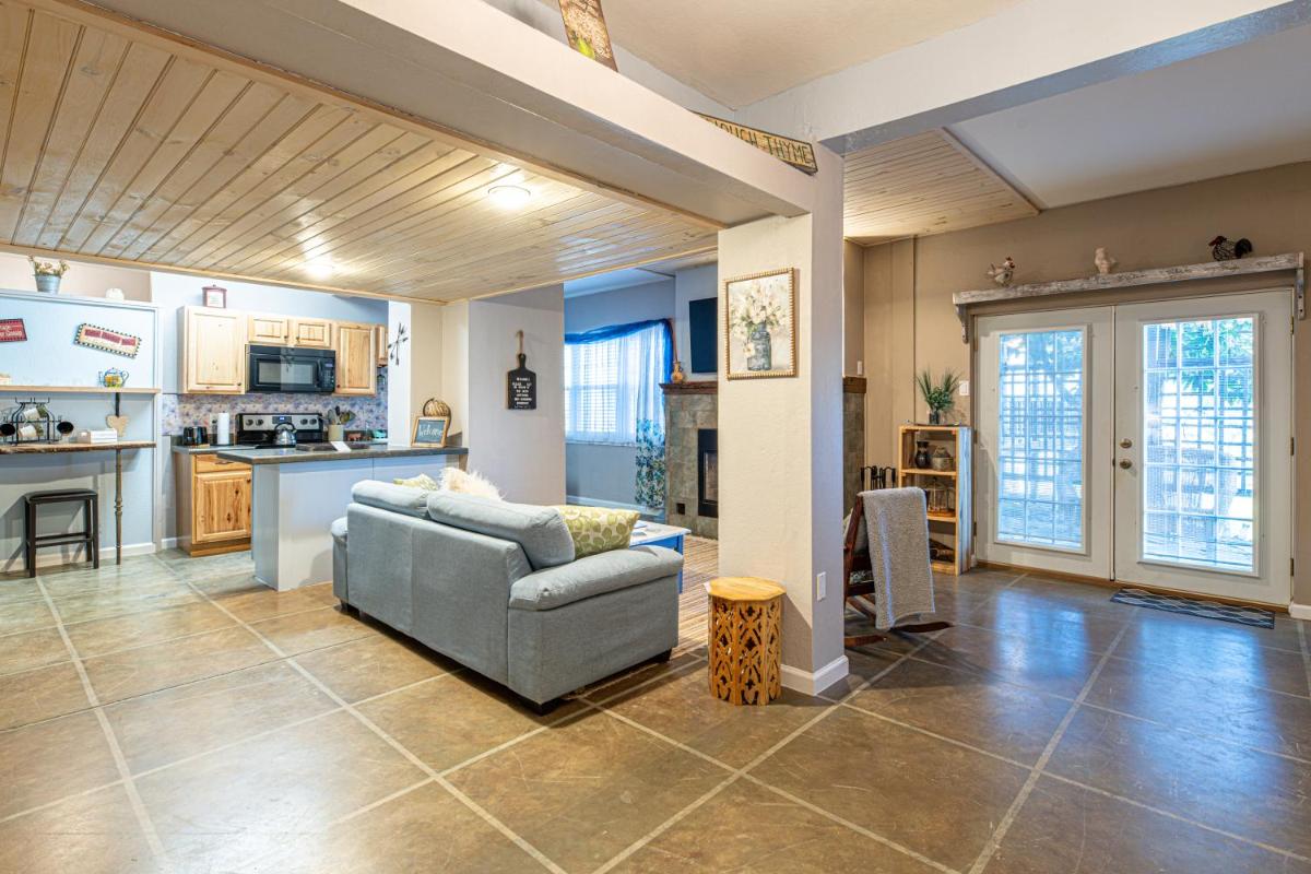 Lodge At Tellico - Housity