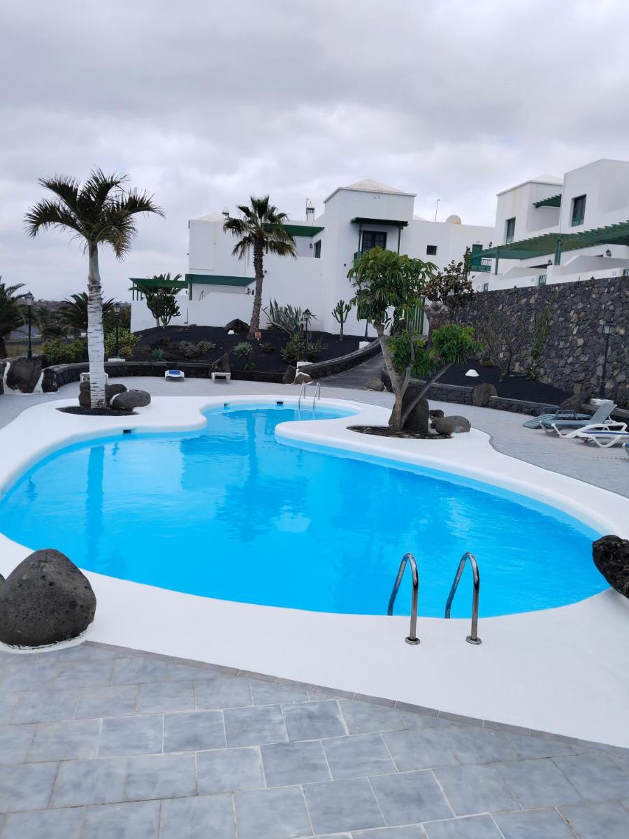 Apartamento OM con vistas al mar y volcanes - Housity