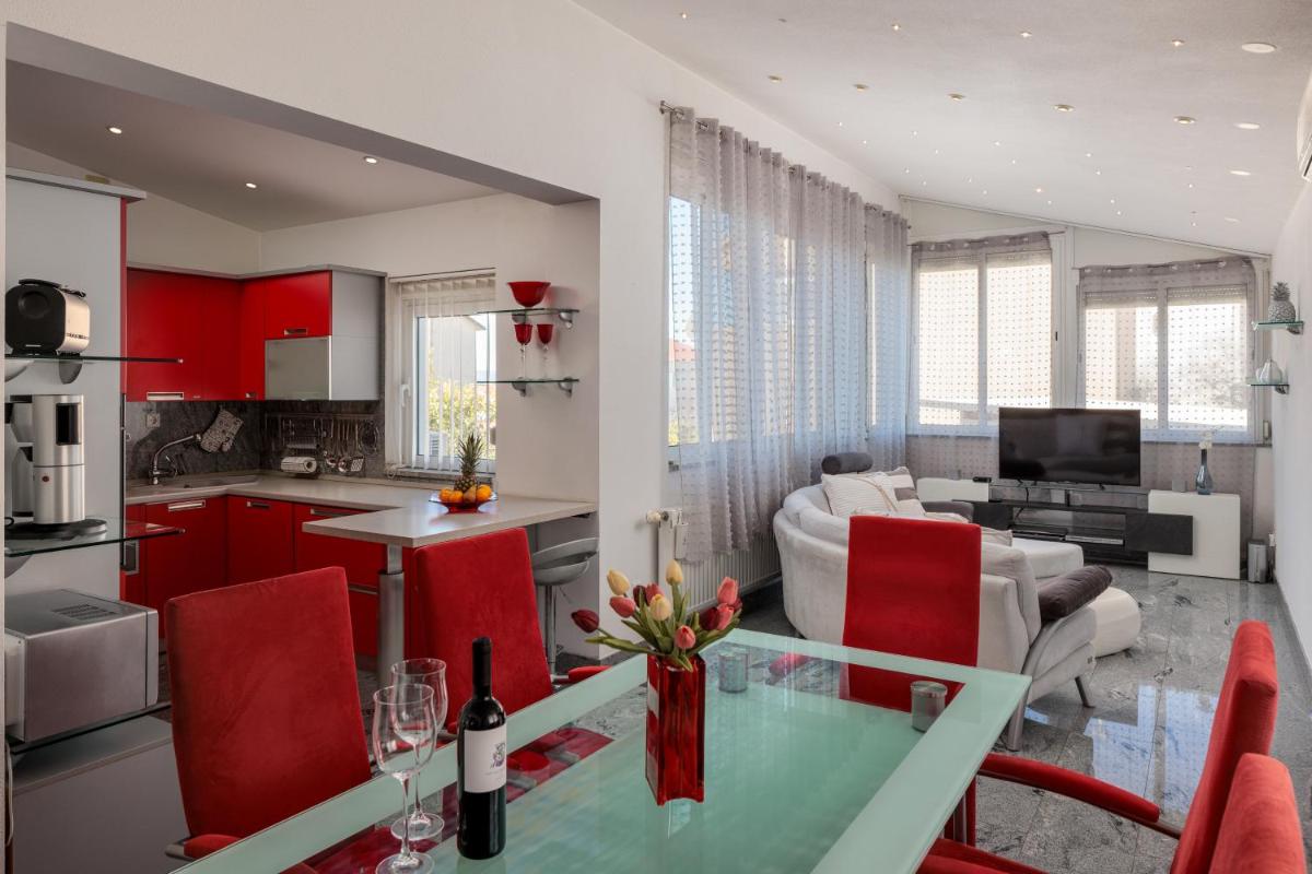 Apartment Kaja - Housity