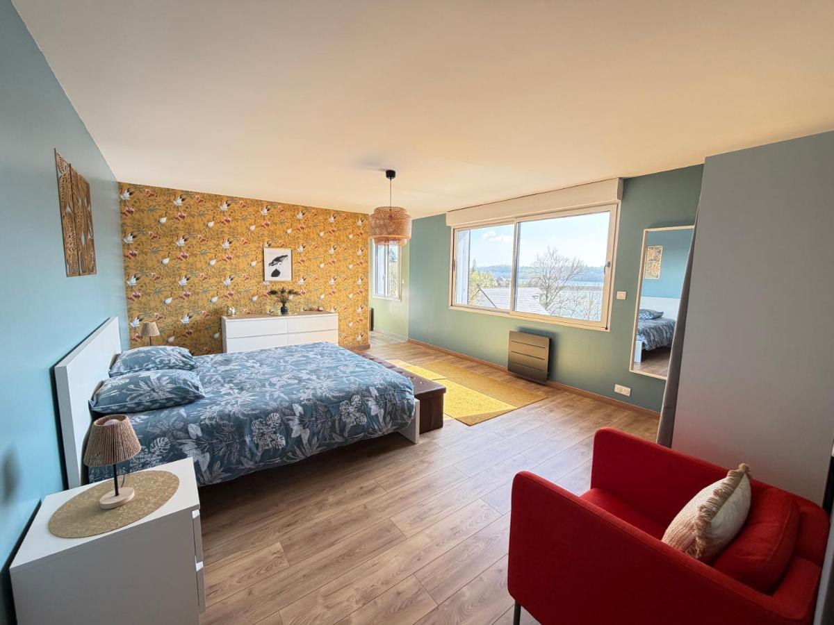 Cottage chaleureux avec vue sur lac - Housity