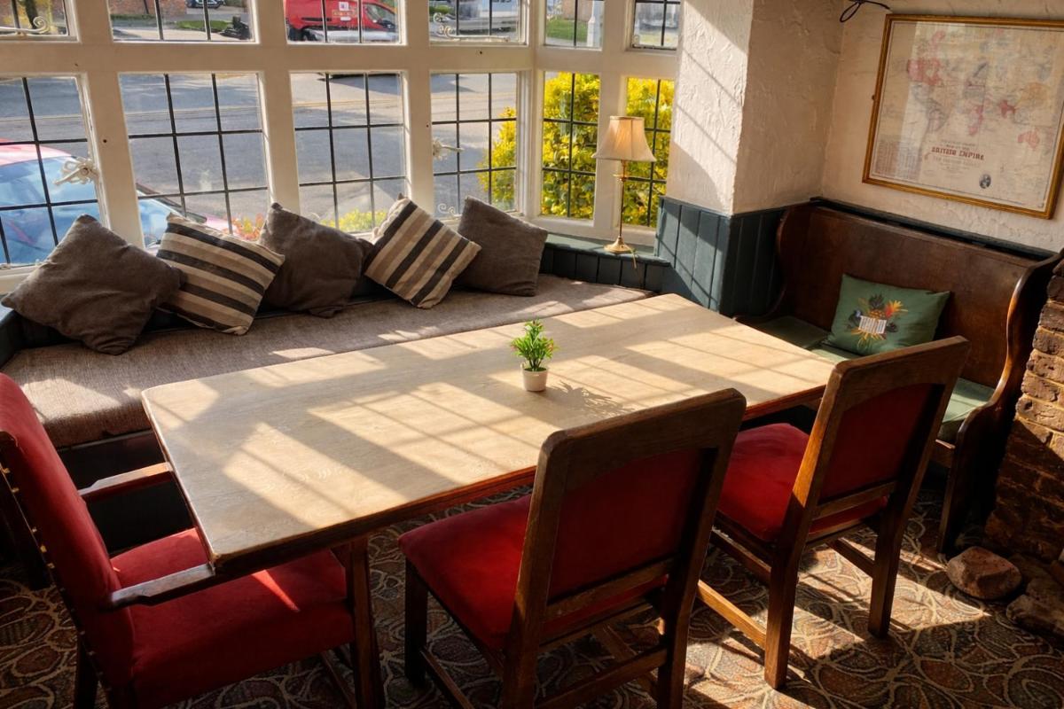 The Tower Arms Hotel - Housity