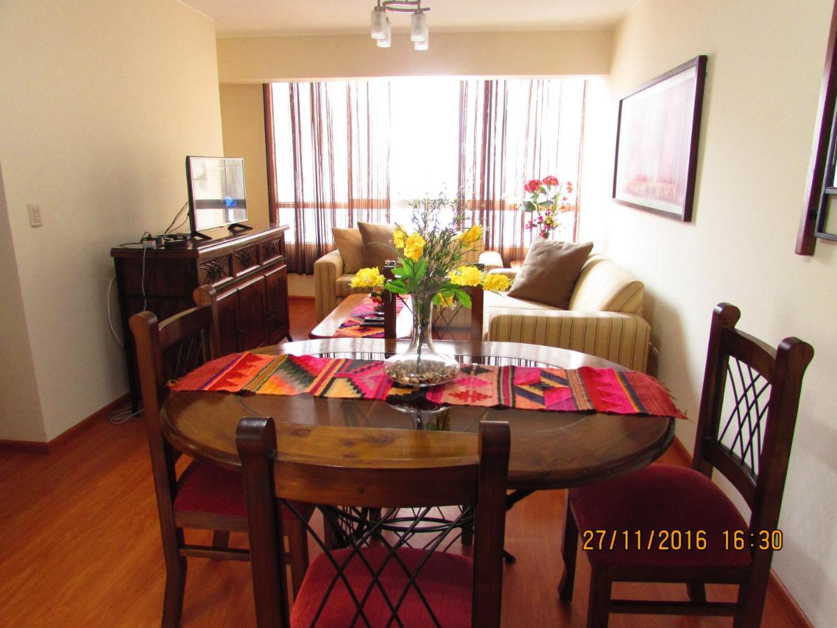 Bonito Apartamento en Miraflores - Housity