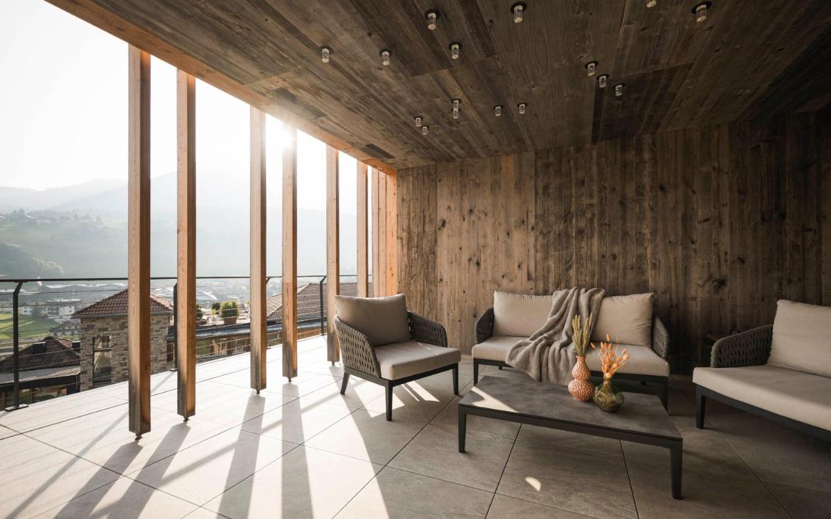 Excelsior Dolomites Life Resort - Housity