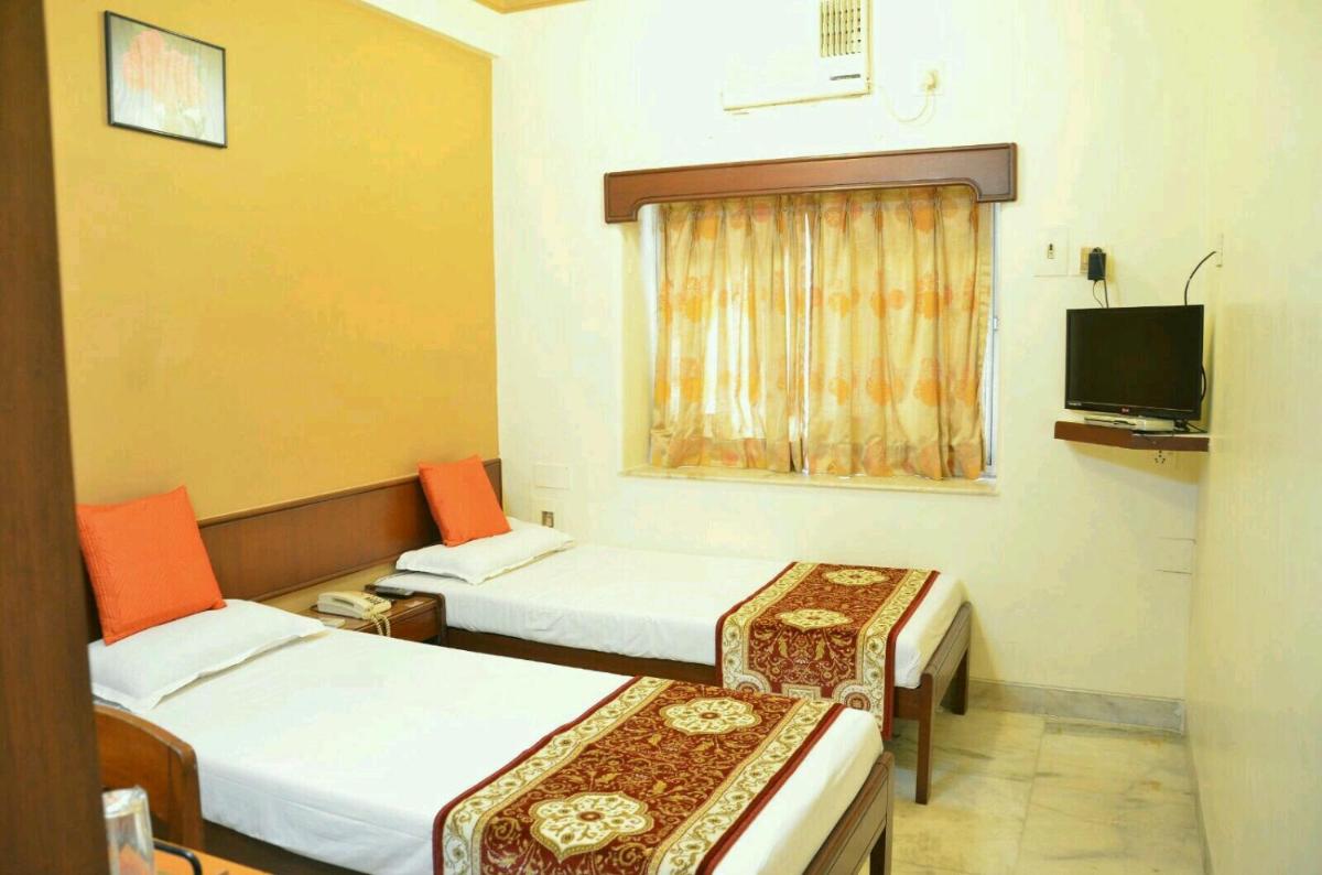 Hotel Mogul Palace - Housity