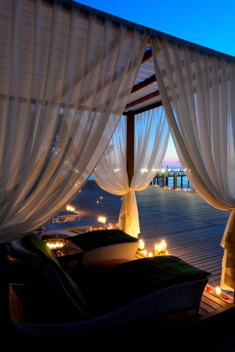 Wome Deluxe Hotel - Halal All Inclusive - Housity
