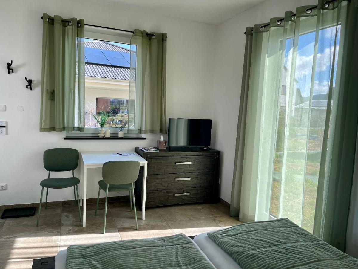 Villa Kunterbunt - Housity