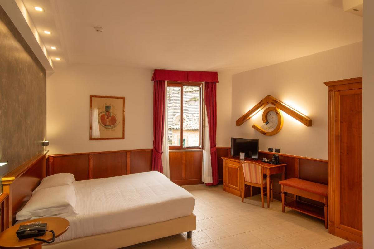 Hotel Duomo - Etruria Collection - Housity