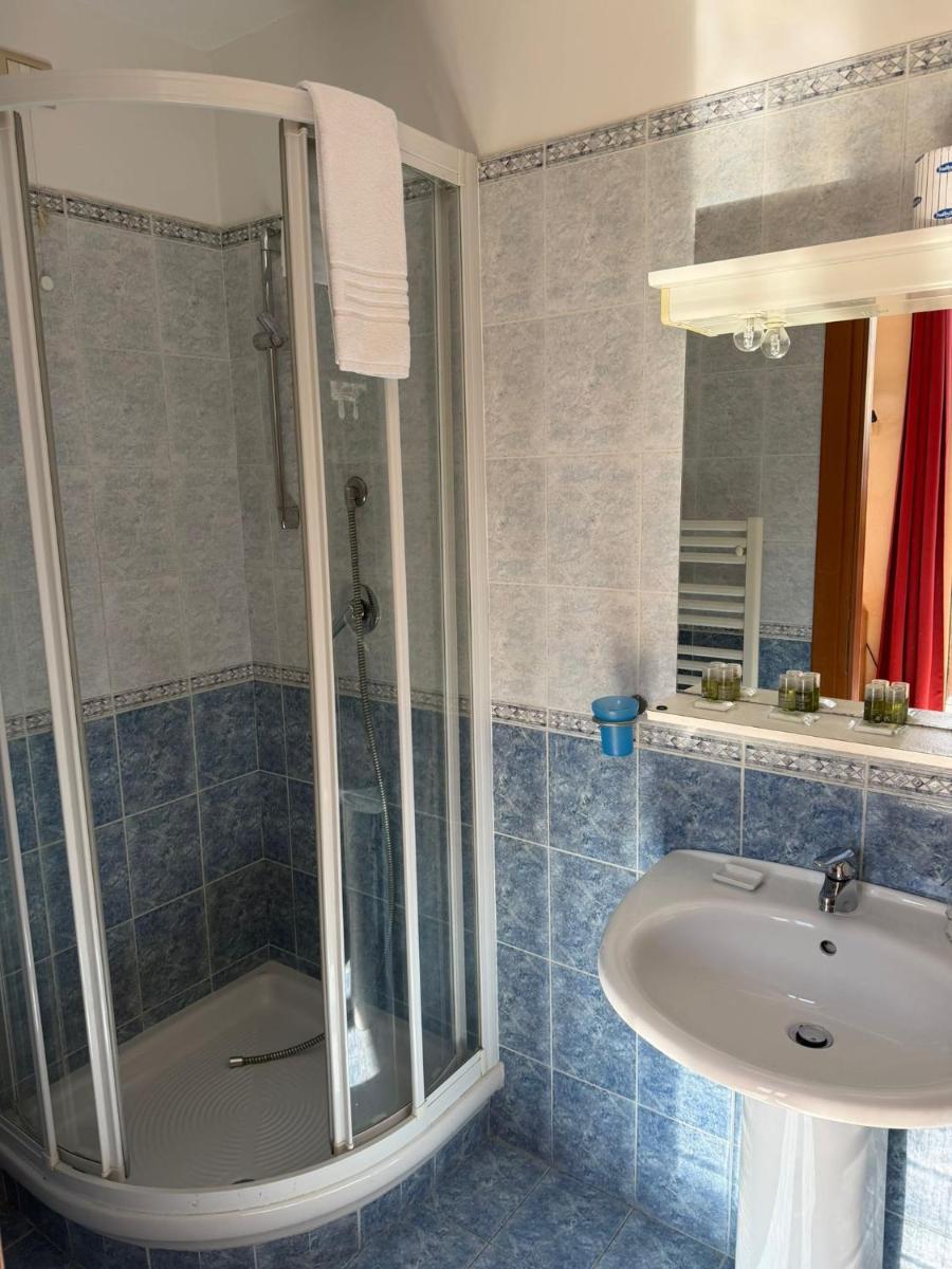 Hotel Villa Flora - Housity