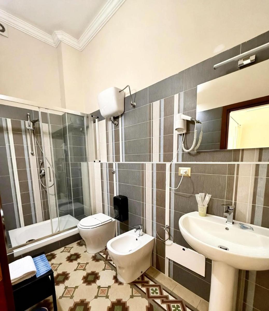 IL PALAZZO - Luxury Home & Event - Housity