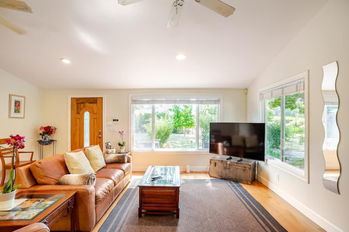 Sonoma Wine Country Bungalow - Housity