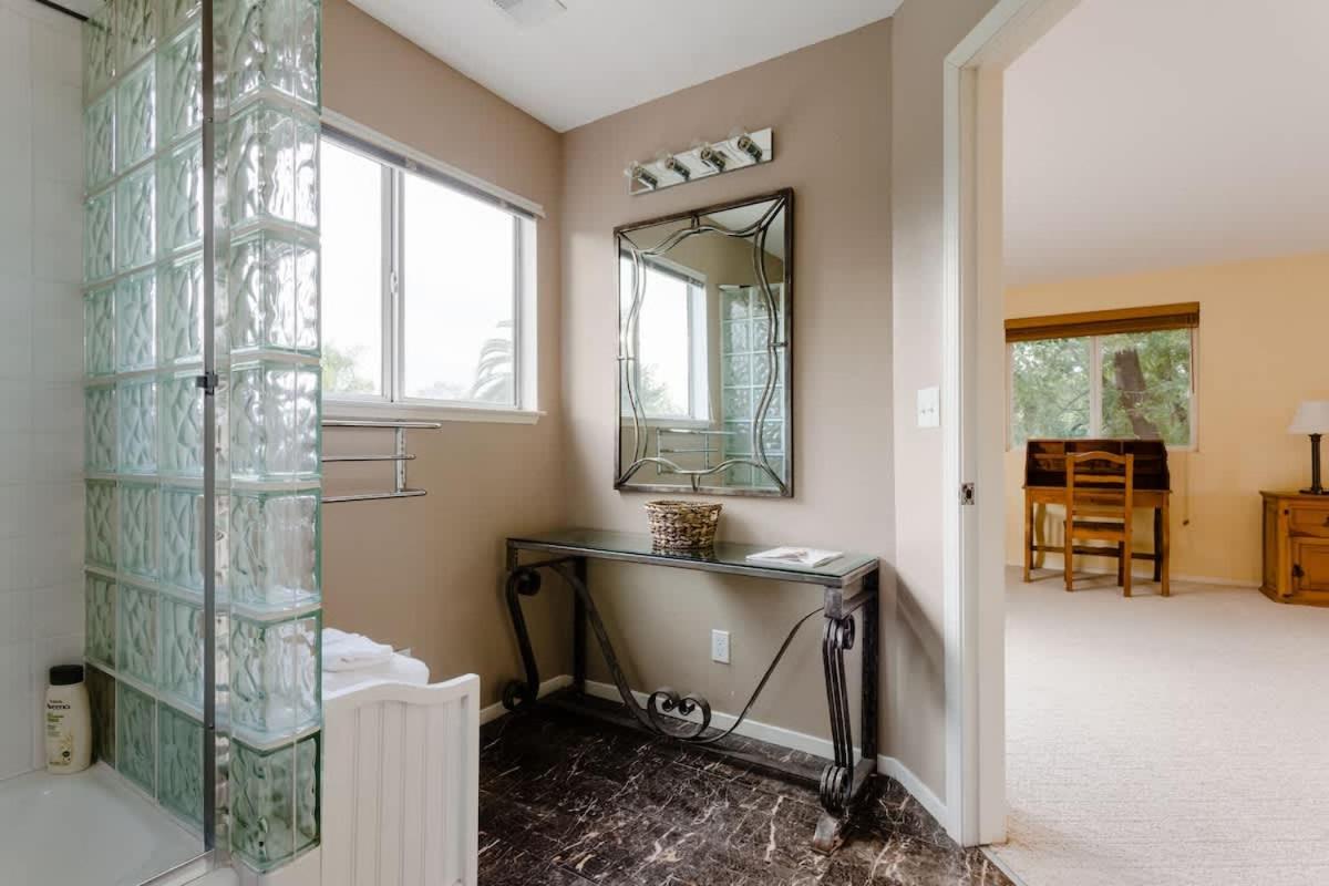 Sonoma Wine Country Bungalow - Housity