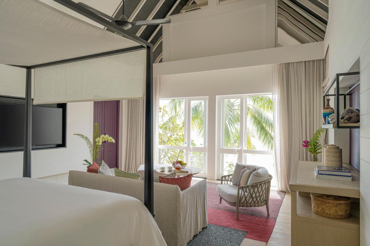 Four Seasons Resort Maldives at Landaa Giraavaru - Housity