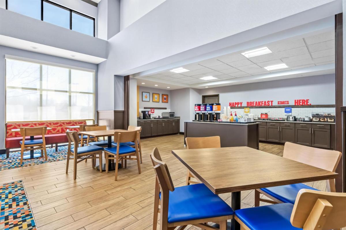 Hampton Inn & Suites Claremore - Housity