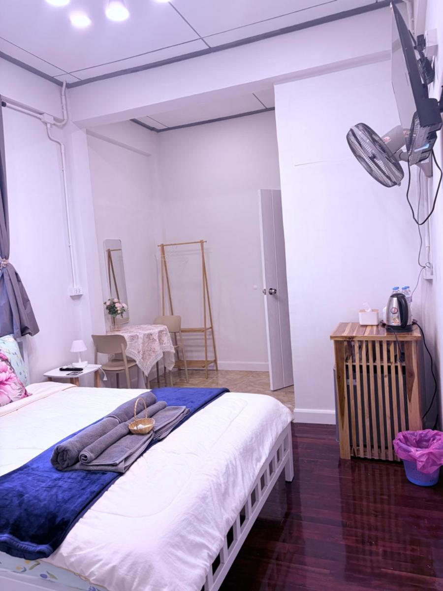 Pion Hotel Ayutthaya - Housity