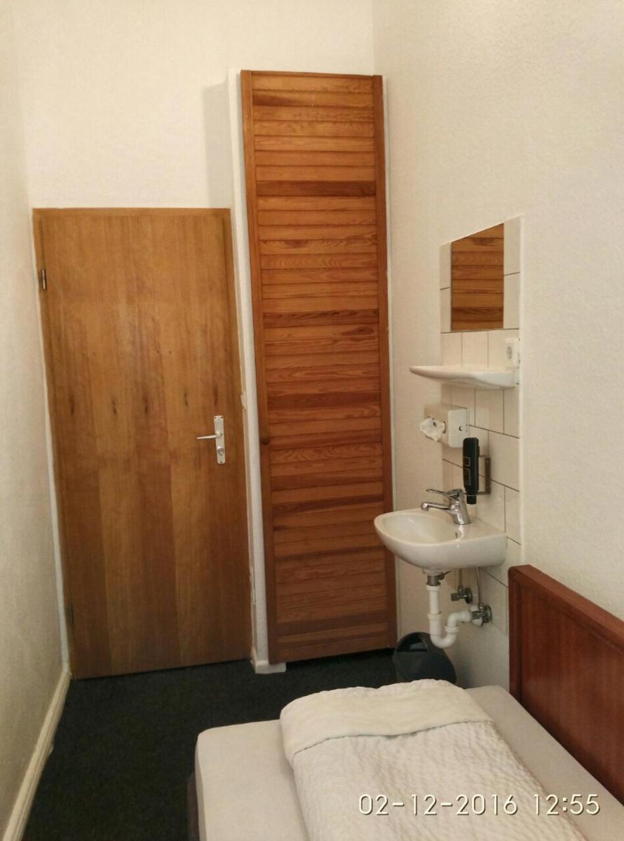 Hotel-Pension Adamshof - Housity