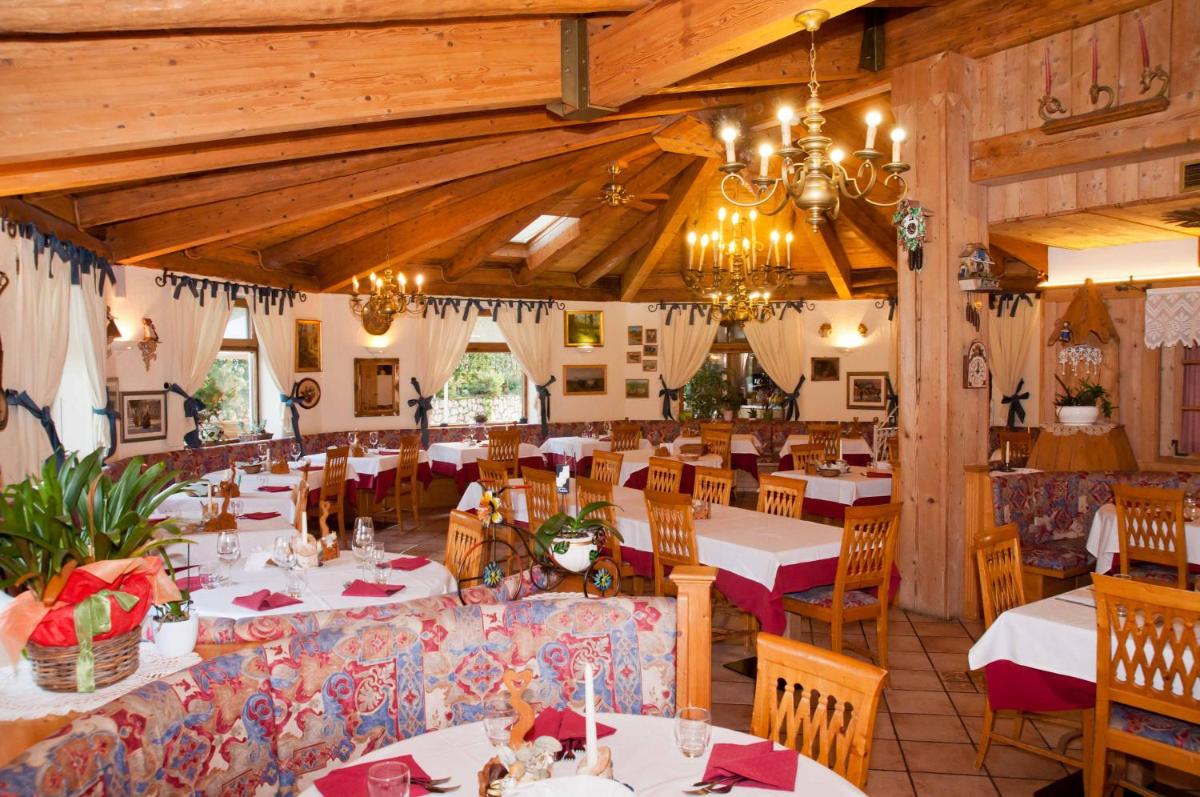 Hotel Rosa Resort - Housity