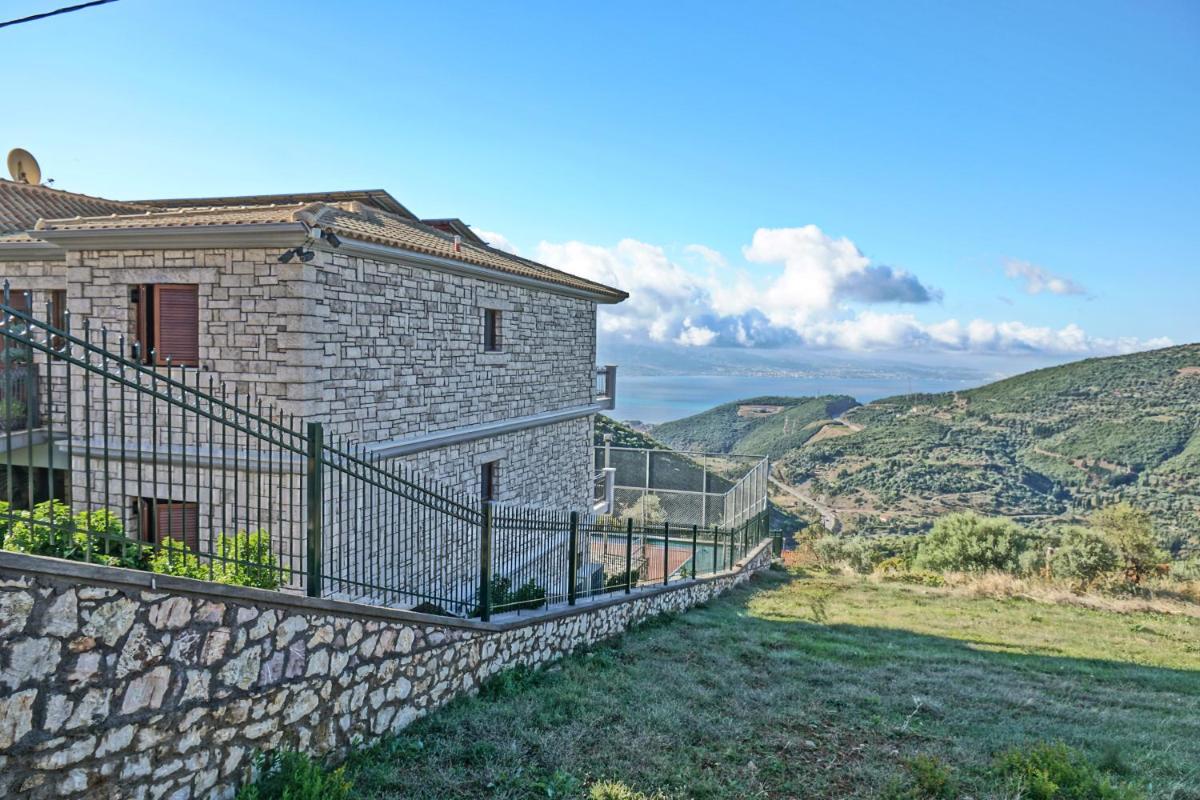 Treanto Nafpaktos Boutique Hotel - Housity