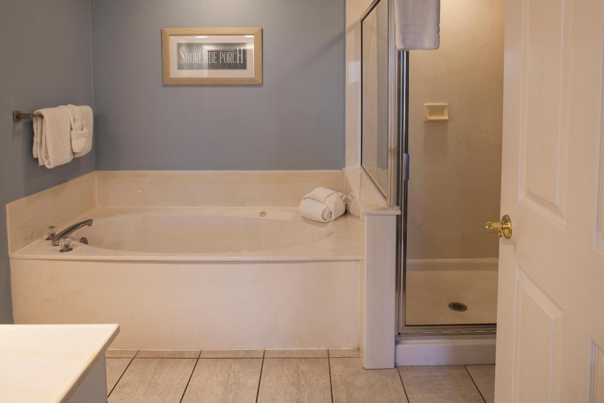 Waterside by Spinnaker Resorts - Housity