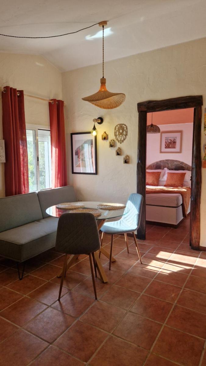 Hacienda el Mirador - Charming casa with lake and mountain view - Housity