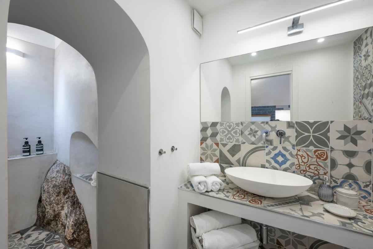 NINA'S HOUSE - ATRANI - AMALFI COAST - Housity