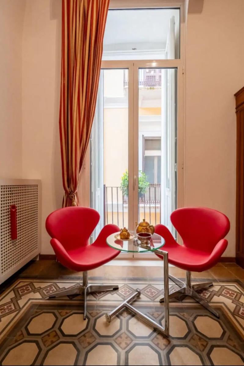 Castello Holiday Suite - Luxury Apartment - Housity