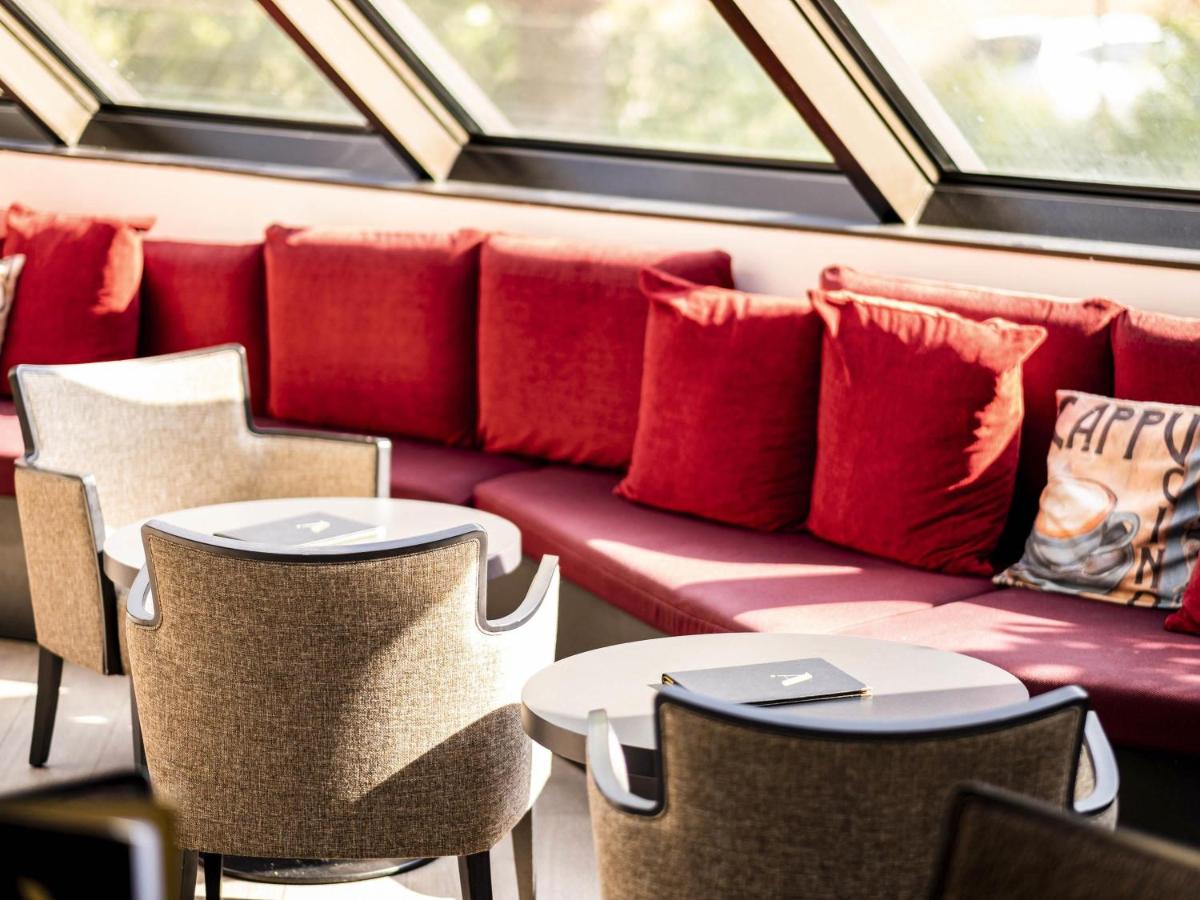 Coin salon dans l'établissement Mercure Tours Sud