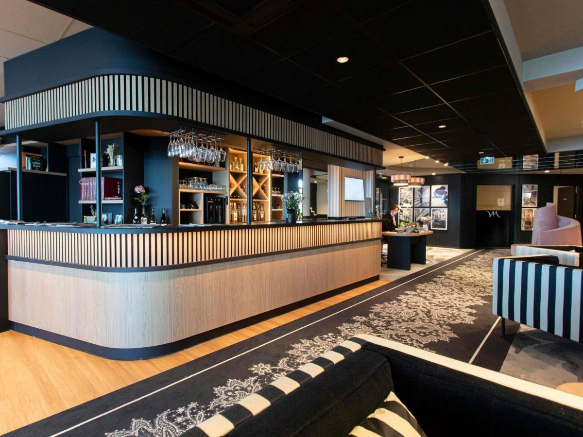 Salon ou bar de l'établissement Mercure Granville Le Grand Large